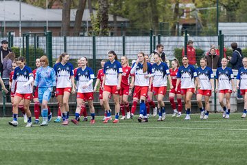 Bild 4 - F Hamburger SV 2 - SpVg Aurich : Ergebnis: 1:1